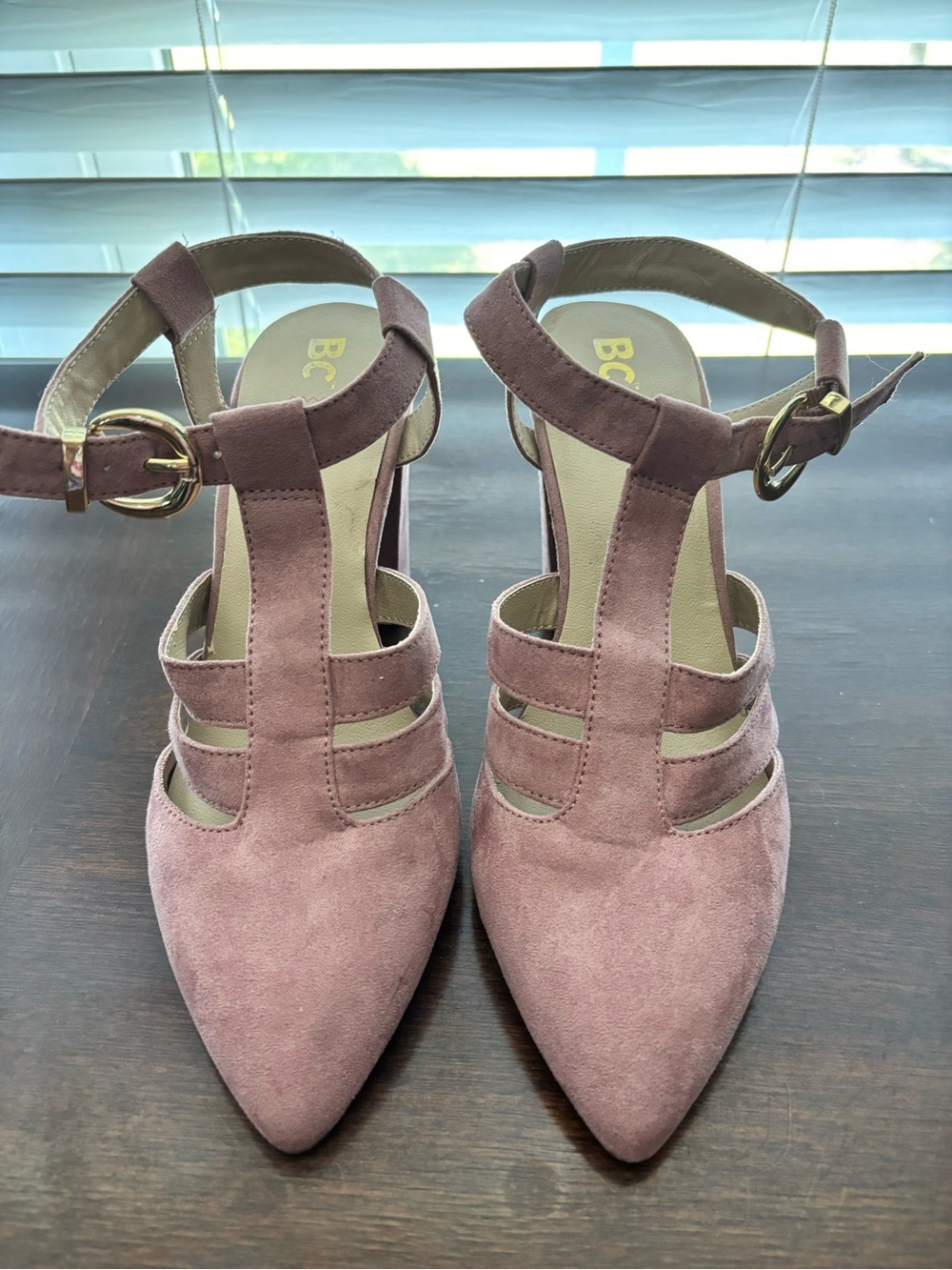 BC Footwear Mauve Suede Pointed T-Strap Heels